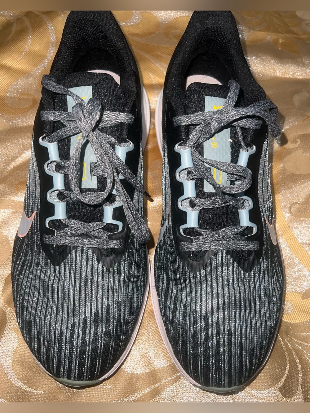 Nike Air Winflo 9 Women’s Running Shoes Size 10 1/2